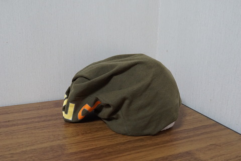 ティーシャツの帽子