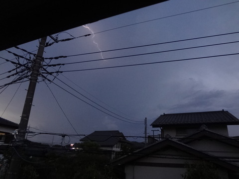 20180825雷0