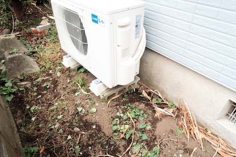 20221012エアコン室外機
