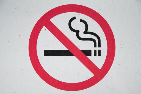 no-smoking-sign_925x