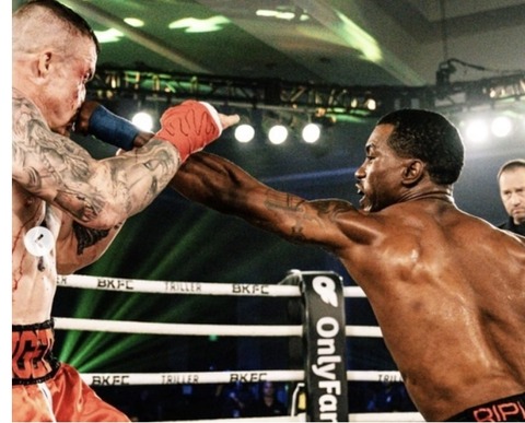 E8FF9410-BD14-410A-88F1-974945CA02C9