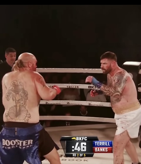 EEEB4F2E-2511-40D7-9B8E-694C3EA5B99E