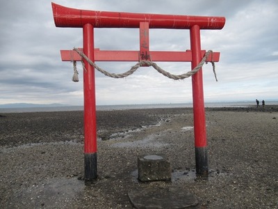 シン・なんだらかんだら : 大魚神社 海中鳥居