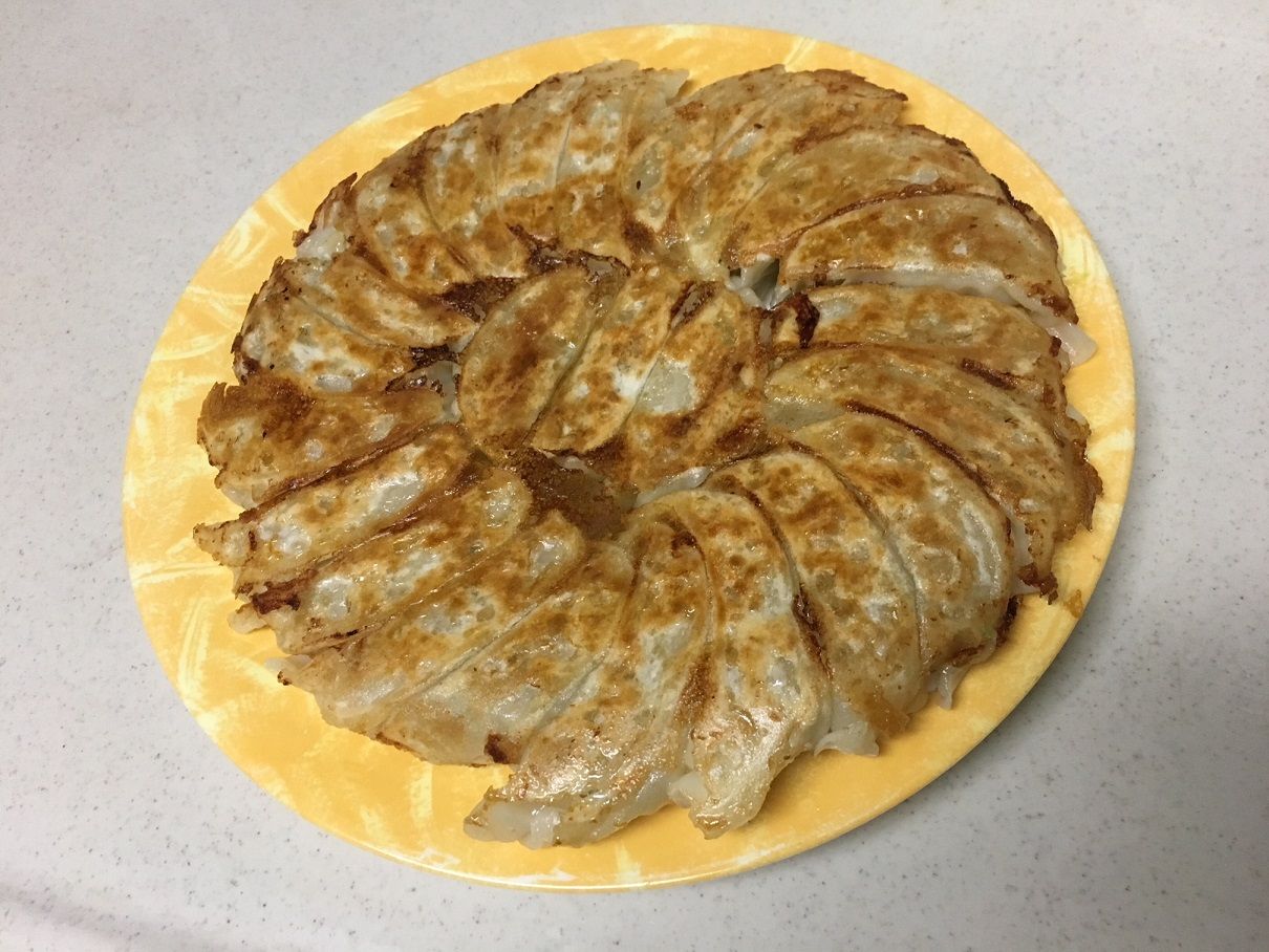 餃子の王将 浜松餃子風に焼く 輝け中流生活