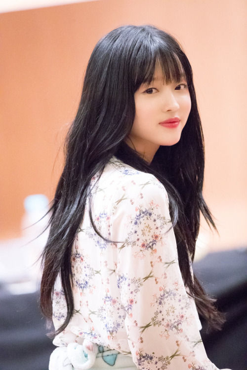 Oh My Girl ユア Yooa 画像3 キラキラ Oh My Girl ユア Yooa 画像3 キラキラ