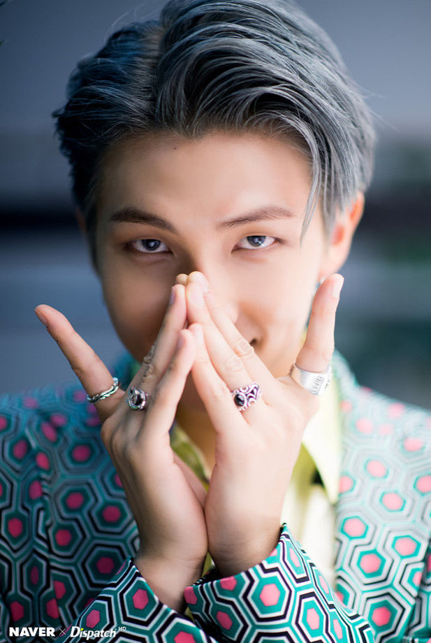 Bts 防弾少年団 リーダーのrmさんの流出したツーショット写真の彼女の正体は オルチャン通信 Bts 防弾少年団 リーダーのrmさんの流出したツーショット写真の彼女の正体は オルチャン通信