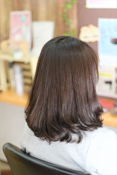 髪を梳く事と縮毛矯正の関係 岩国市の美容院 Hair Make Place 髪を梳く事と縮毛矯正の関係 岩国市の美容院 Hair Make Place