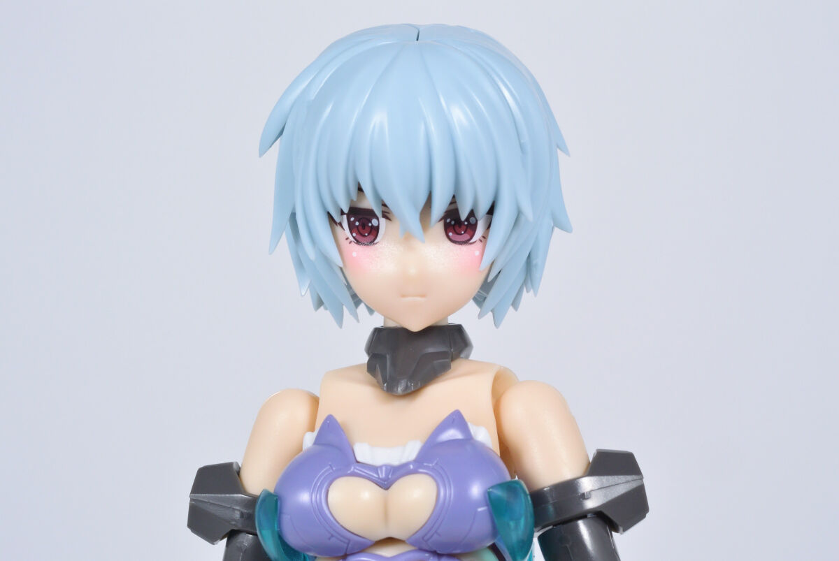 フレズヴェルク Bikini Armor Ver. (口を閉じた顔)