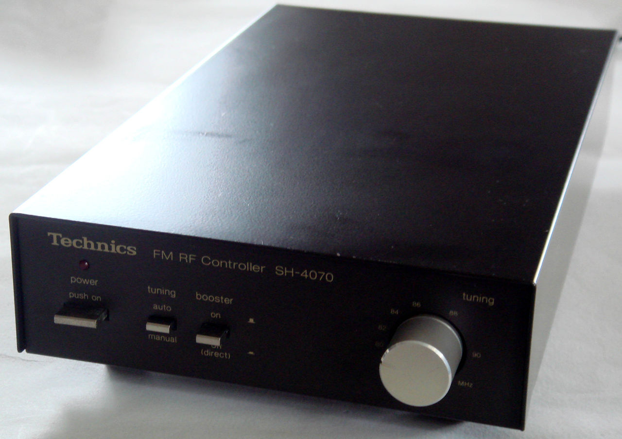 テクニクス ウイング型 室内用FMアンテナ SH-F100 + ブースター SH