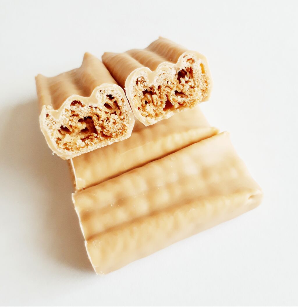 ブルボン 贅沢ルマンドバタースコッチキャラメル パン食べたよ