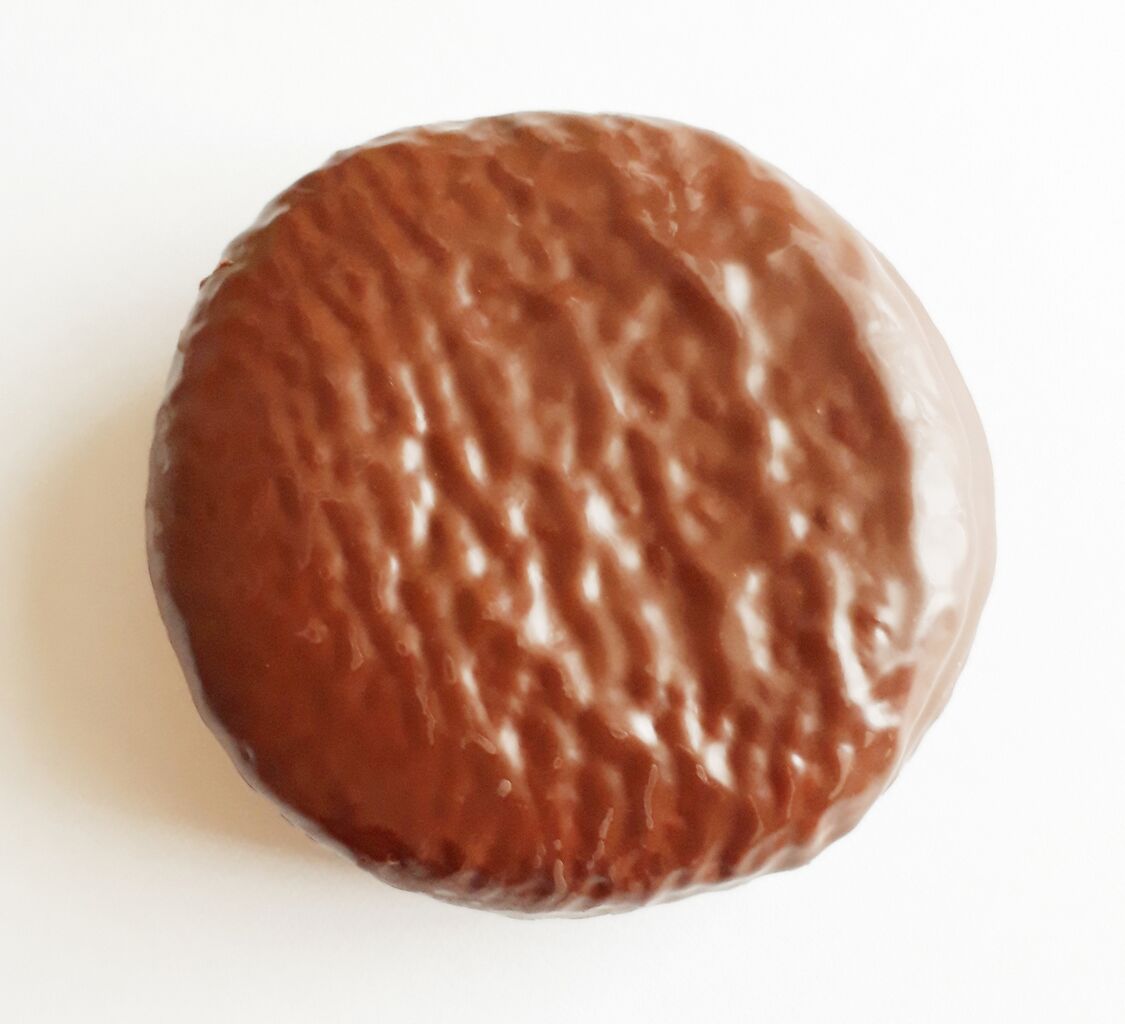 ロッテ チョコパイ レモンとカスタードクリームのプチシューケーキ パン食べたよ