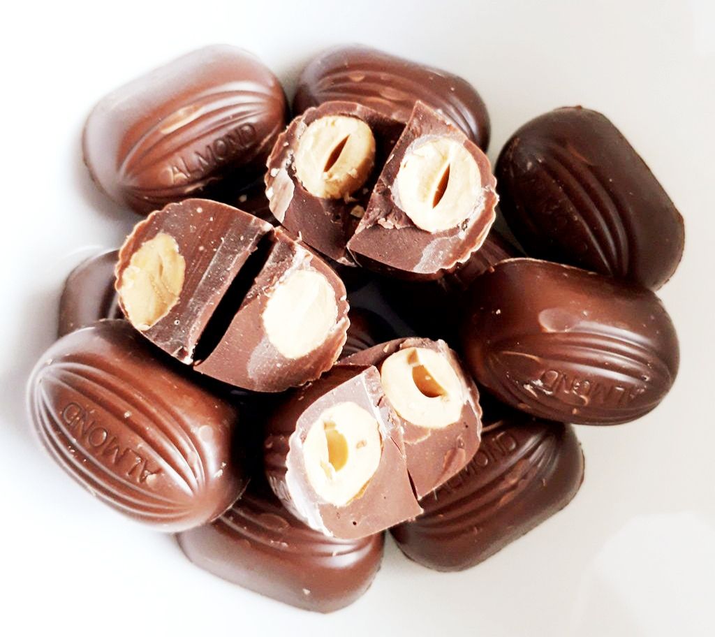 注文後の変更キャンセル返品 カバヤ食品 アーモンドチョコレート 148g 6入 Qdtek Vn