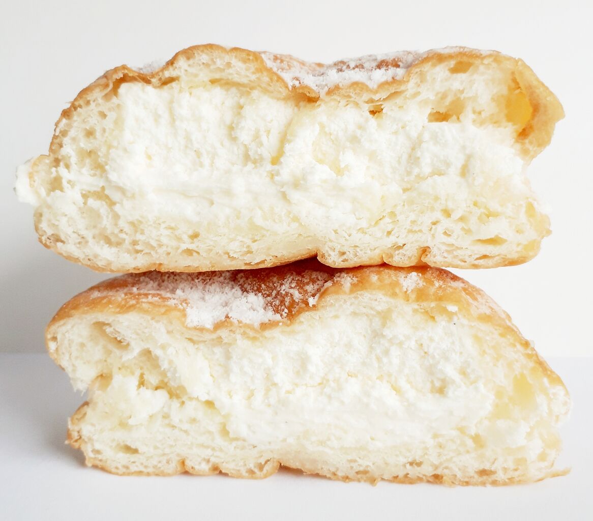 ヤマザキ クリームドーナツ カスタードホイップ パン食べたよ