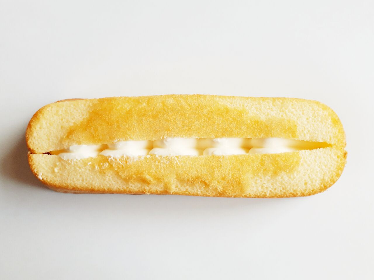 ヤマザキ ふわふわシフォンケーキ カスタードホイップ パン食べたよ ヤマザキ ふわふわシフォンケーキ カスタードホイップ パン食べたよ