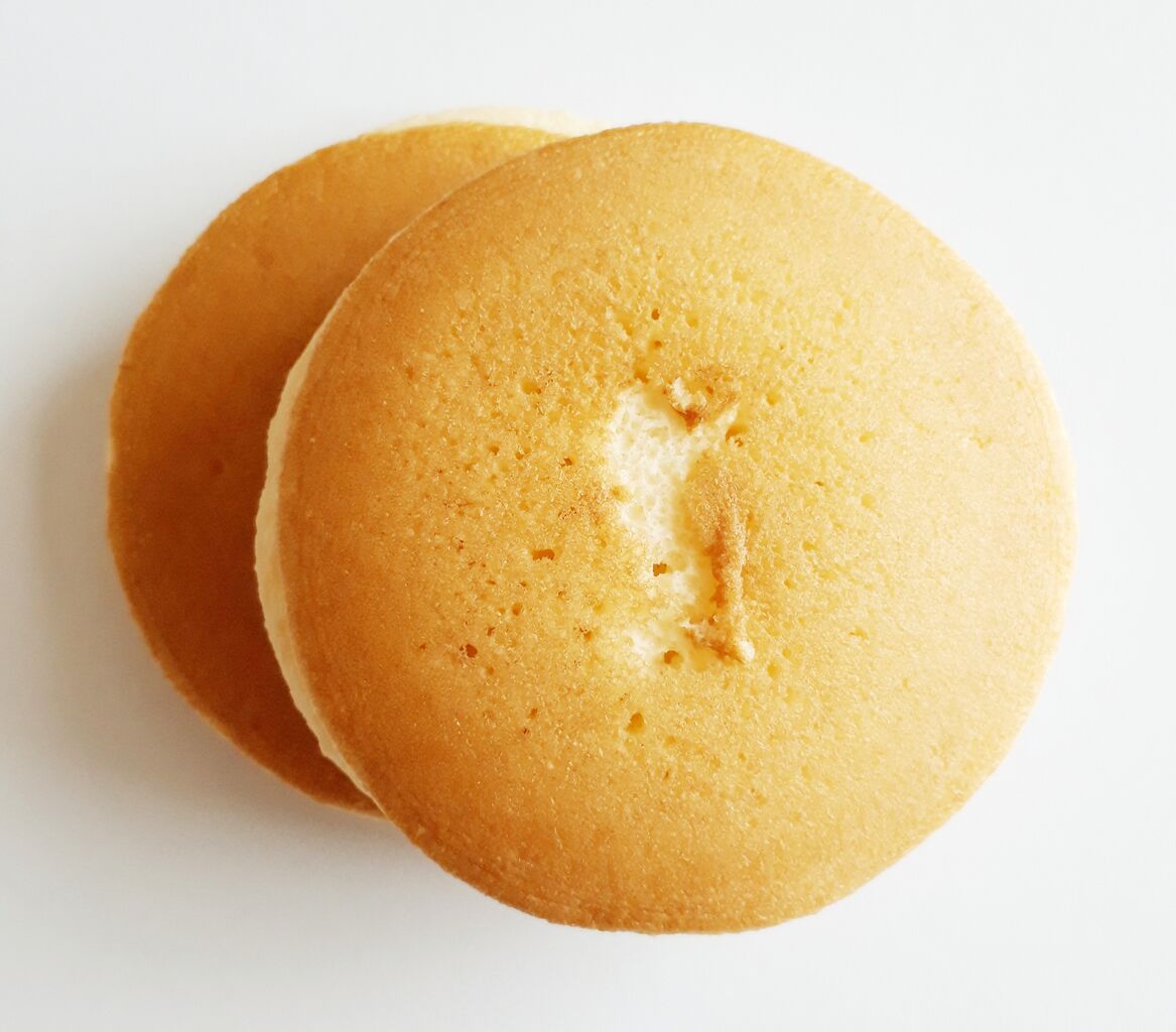 ヤマザキ ホットケーキサンド りんごジャム カスタード パン食べたよ ヤマザキ ホットケーキサンド りんごジャム カスタード パン食べたよ