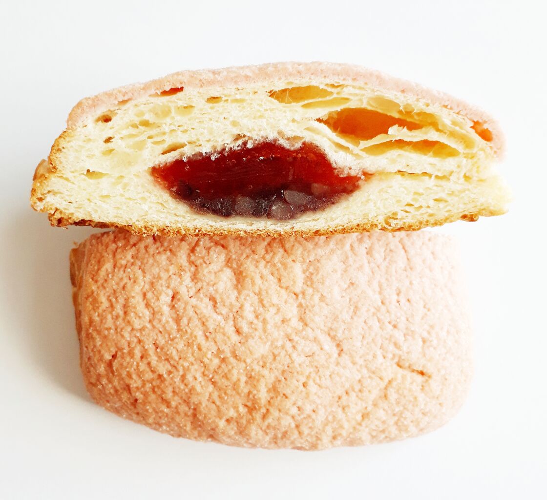 神戸屋 いちごとつぶあんのメロンパン パン食べたよ