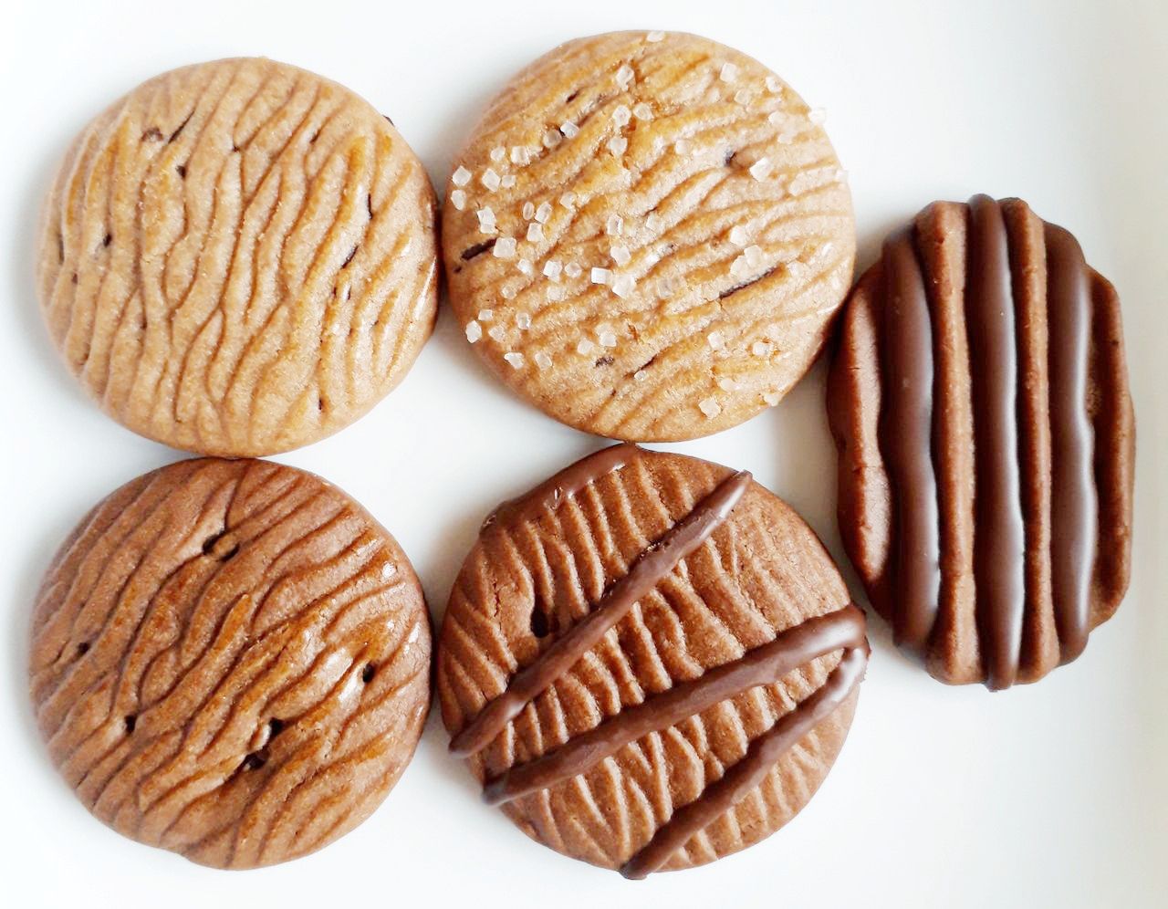 ブルボン チョコチップクッキー缶 パン食べたよ