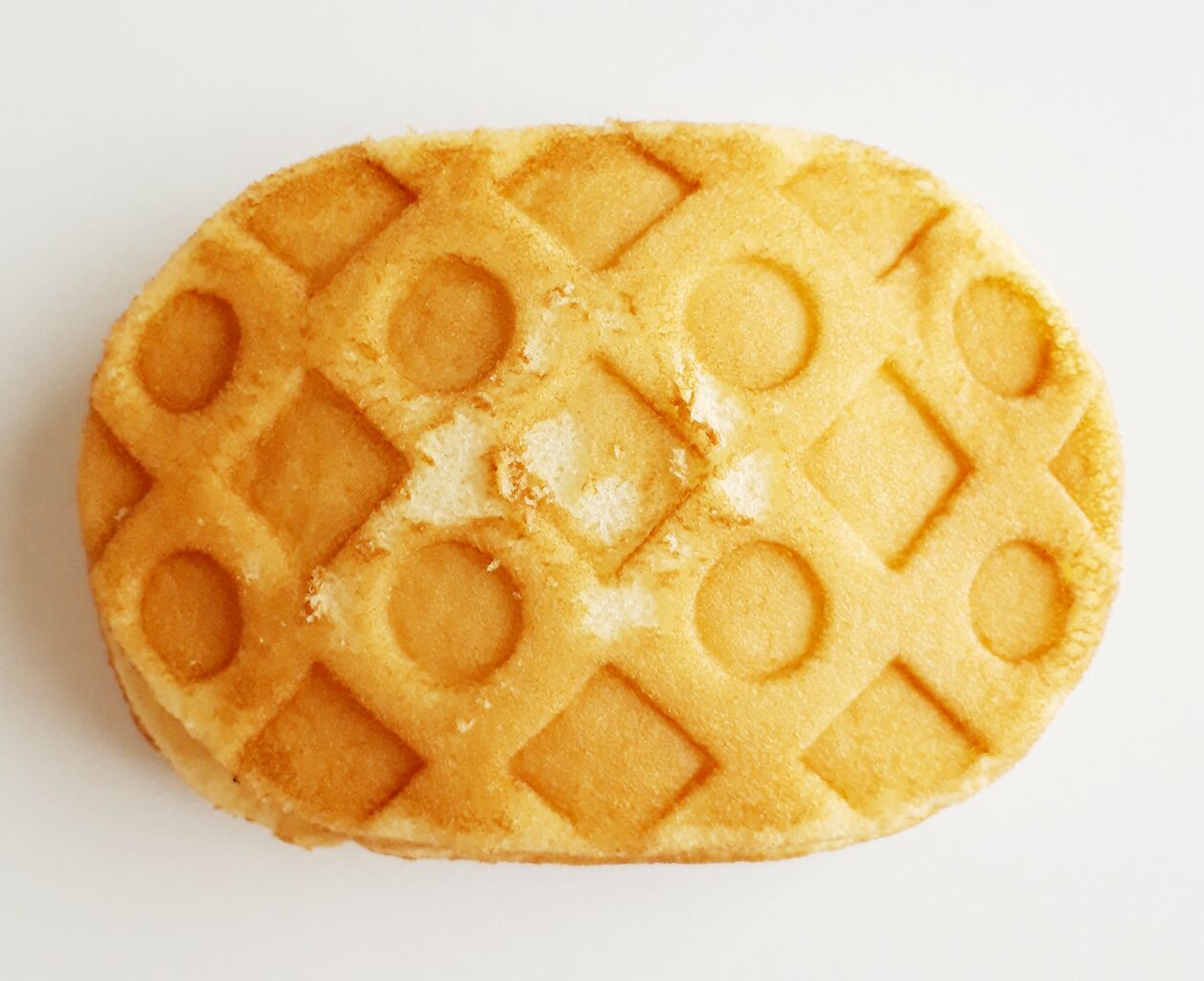 ヤマザキ ワッフルサンド チョコバナナ パン食べたよ