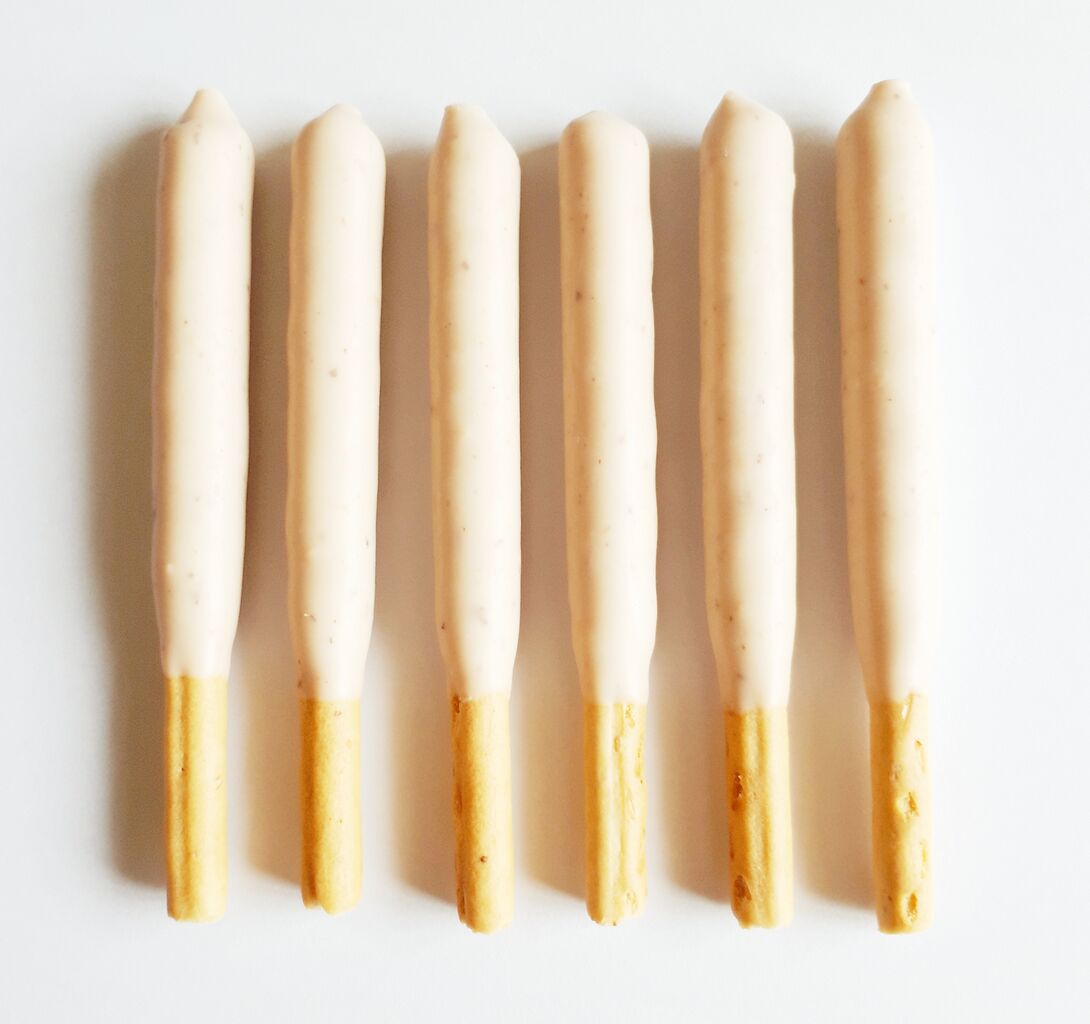 グリコ ポッキー贅沢仕立て<アーモンドミルク> : パン食べたよ グリコ ポッキー贅沢仕立て<アーモンドミルク> : パン食べたよ