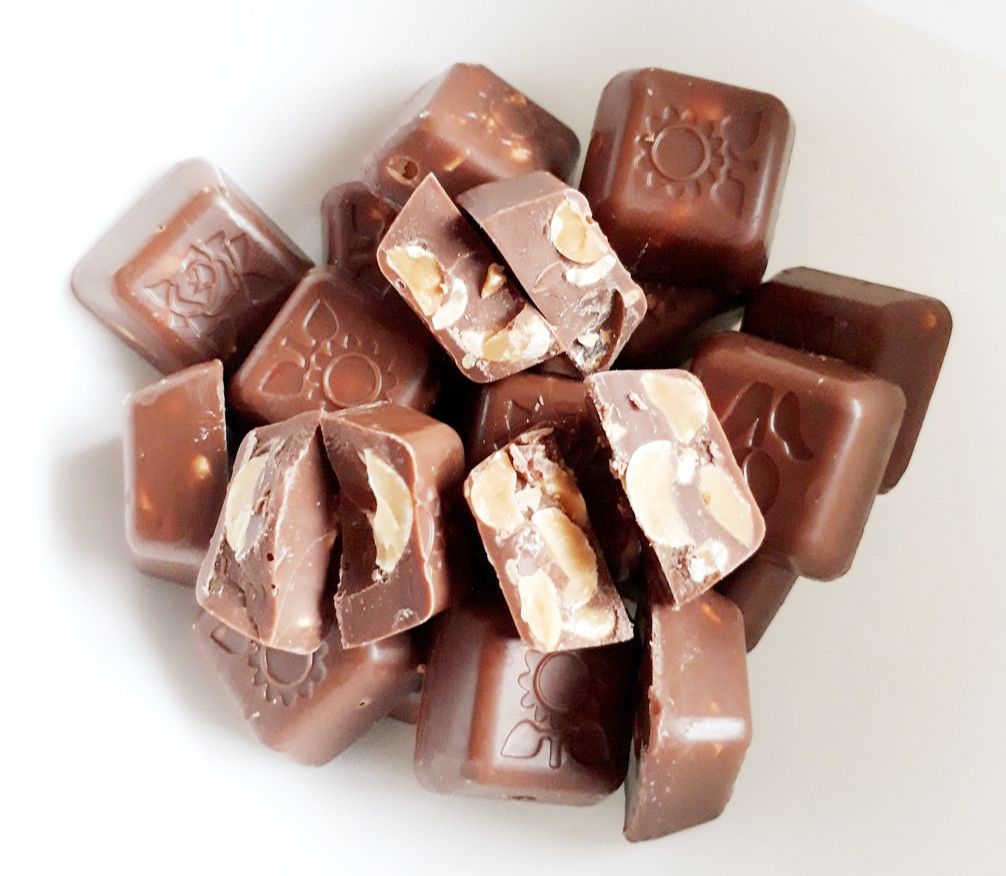 不二家 ピーナッツチョコレート パン食べたよ 不二家 ピーナッツチョコレート パン食べたよ