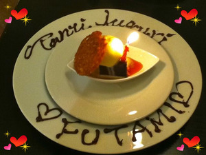 お祝いケーキ★