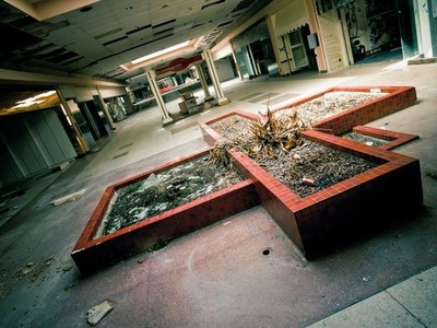 abandoned_malls_08