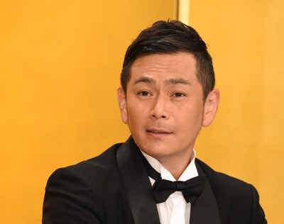 dfe2b4cbc4fa952fce16e0b9a0bf445a1cb12efe1459237706