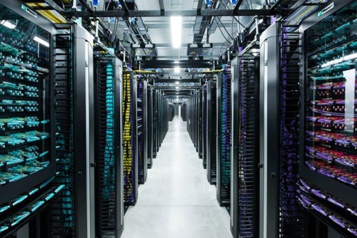 facebook_data_center_05