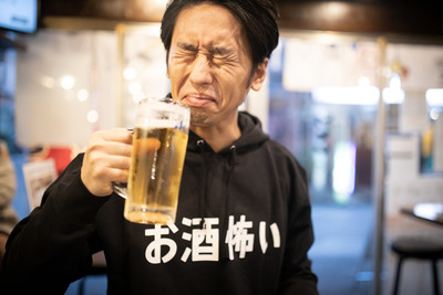 僕「ビールは苦くて不味い！」謎の勢力「飲んでたら美味しくなってくる」←これ