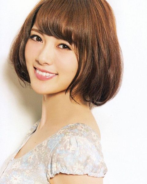 【乃木坂46】白石麻衣写真集、26度目重版で前人未到37万部突破！発売2年半でもペース落ちず「異例中の異例。写真集業界の金字塔」 	YouTube動画>2本 ->画像>38枚 