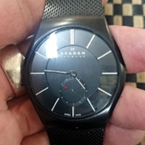 SKAGENスカーゲンの腕時計の電池交換-1