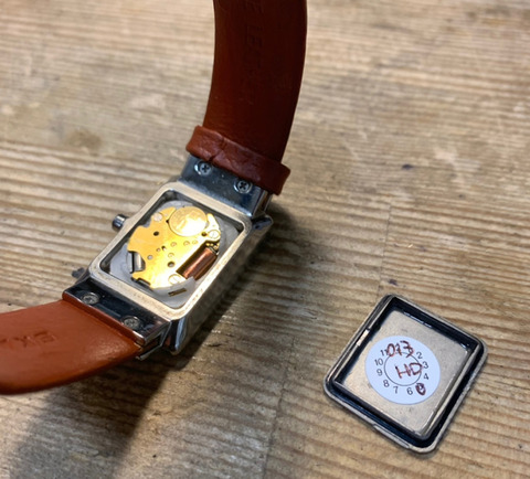 SKAGEN スカーゲン 腕時計電池交換1