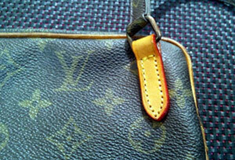 ルイヴィトンかばんバッグ財布の修理5