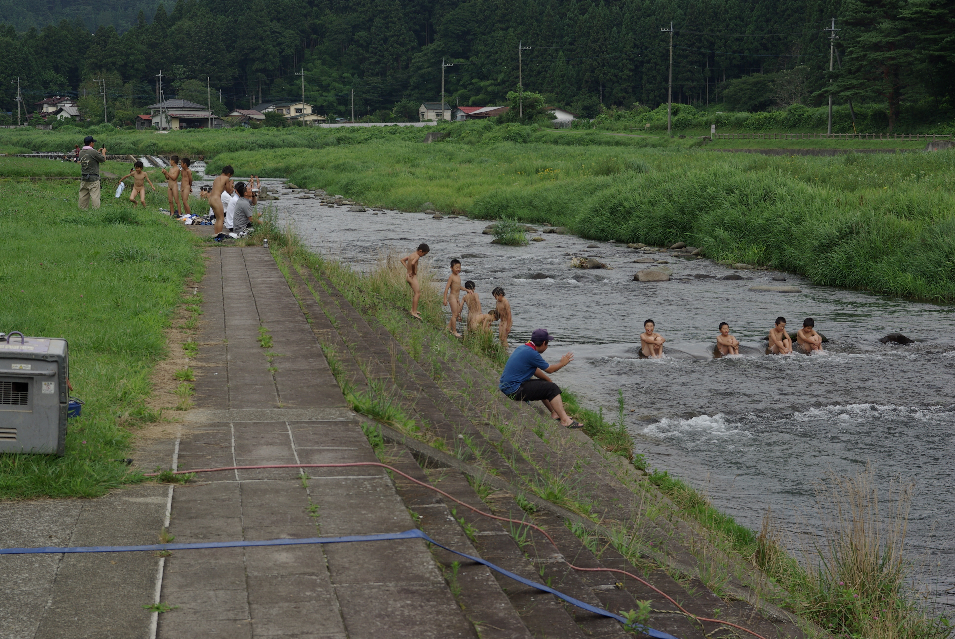 夏本番 水遊び 源泉の宿 秀山閣 佐か茂登 若女将の ほんのちょっと