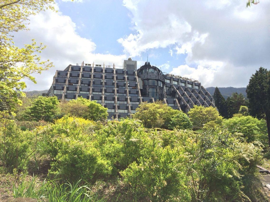 Lala Gotenba Seかあさん草木にまみれる