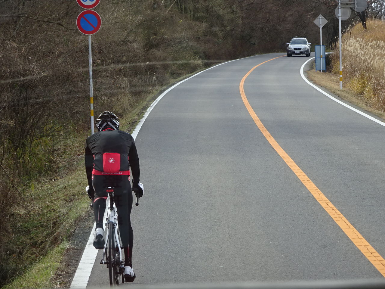 亀のマークの自転車