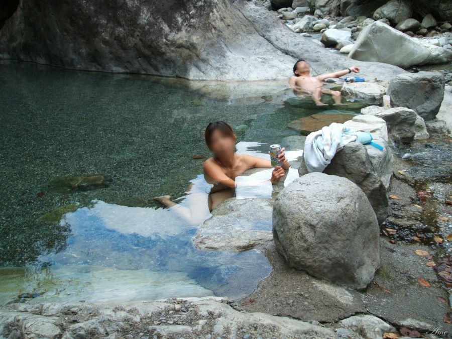 露天風呂でビール Pochiの天の声