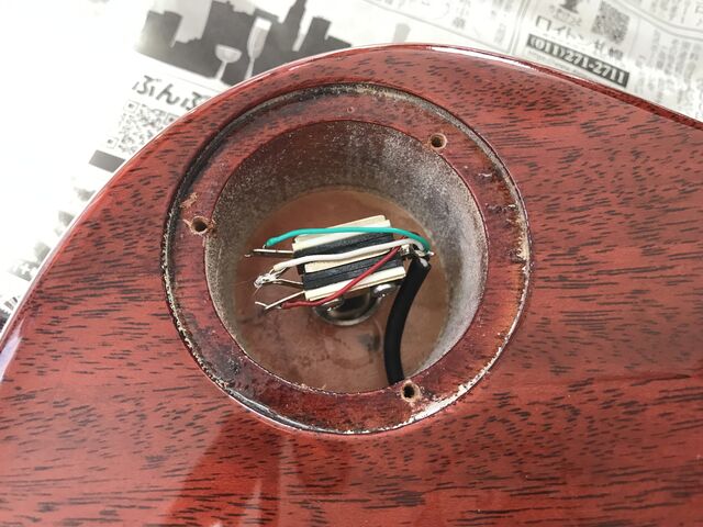 ギターに導電塗料 ドータイト を塗ったら外来ノイズがほぼゼロに ジナパパ一家の何てことない日常 ギターに導電塗料 ドータイト を塗ったら外来ノイズがほぼゼロに ジナパパ一家の何てことない日常