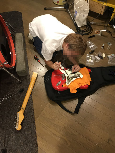 ☆Fender Master Built と Suhr ML Classic : ジナパパ一家の何