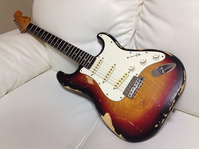 ☆謎ストラト（コピー）のレリック加工 その2 : ジナパパ一家の何て