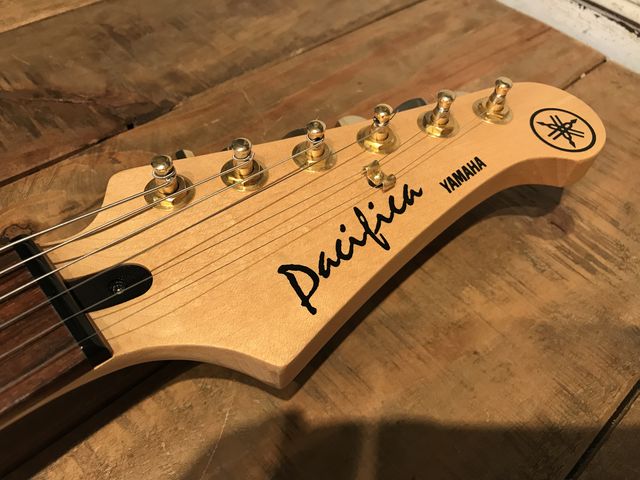 ☆3本目のYAMAHA Pacifica PAC312! : ジナパパ一家の何てこと ☆3本目のYAMAHA Pacifica PAC312! : ジナパパ一家の何てこと