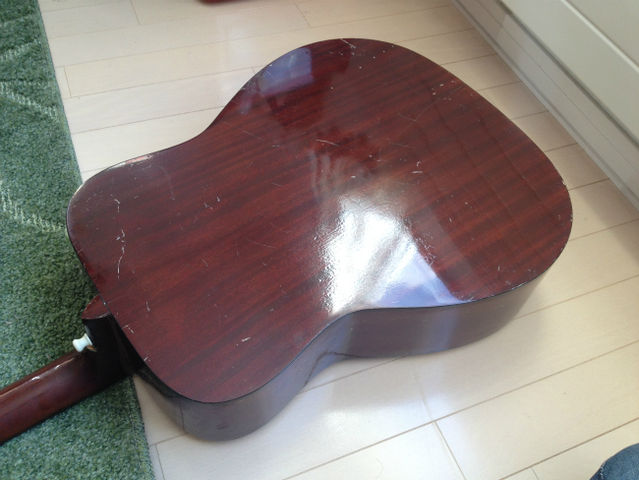 ☆YAMAHA FG-180 赤ラベル : ジナパパ一家の何てことない日常