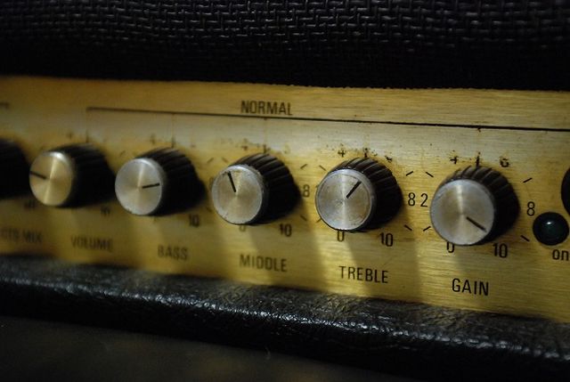 ☆Marshall MODEL3315 （JCM800 SOLID STATE） : ジナパパ一家の何て