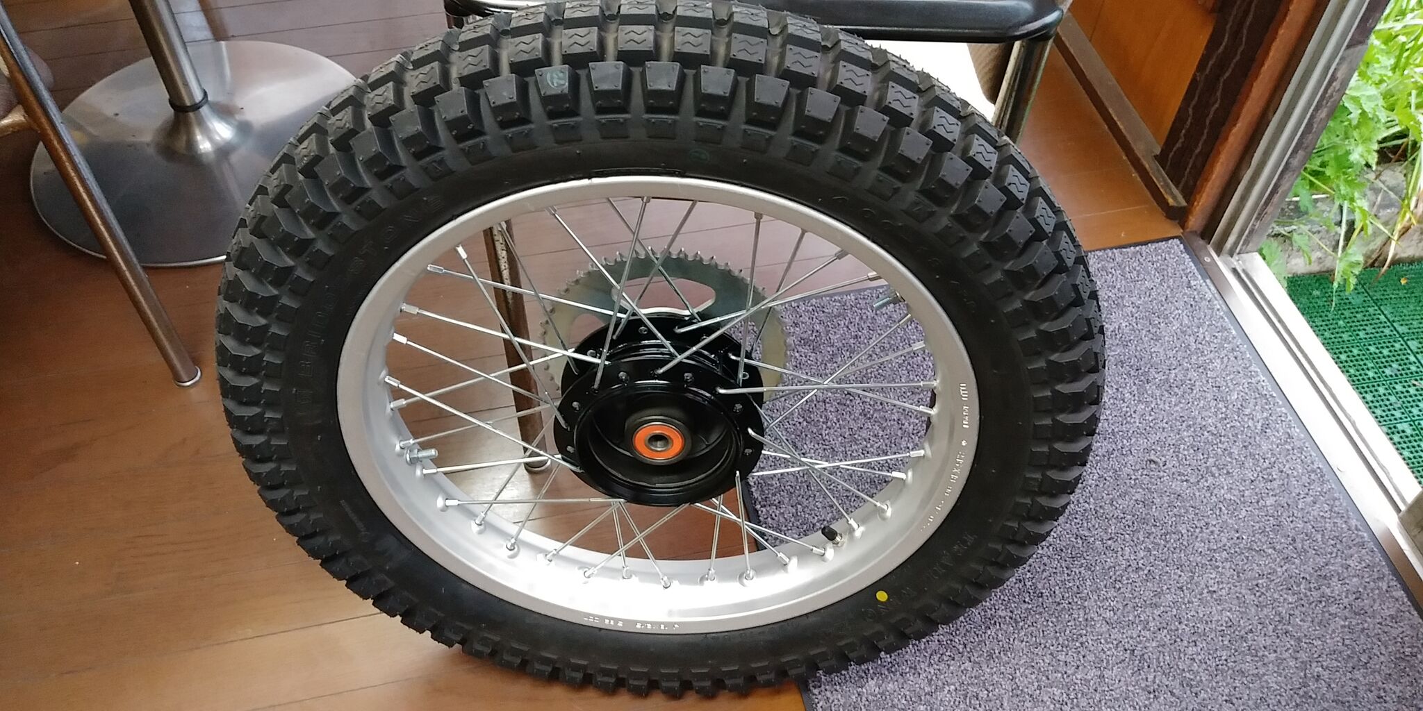 ホンダイーハトーブ TL125 JD03 リアホイールタイヤ リム HONDA TL125