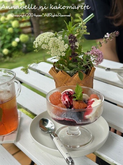 トコナッツアクアシャボンレッドトルコカクテル まるで香水のような