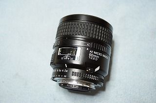 Nikon AF MICRO NIKKOR 60mm F2.8D のカビを分解/清掃 : 中古 Nikon AF MICRO NIKKOR 60mm F2.8D のカビを分解/清掃 : 中古