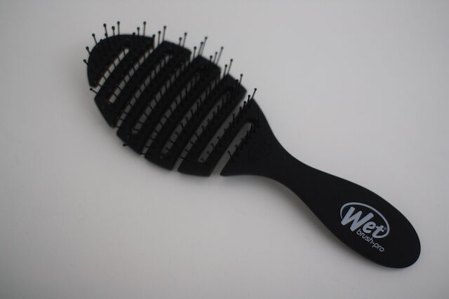 Wet Brush Pro フレックスドライ ヘアブラシ 購入品をレビューするブログ