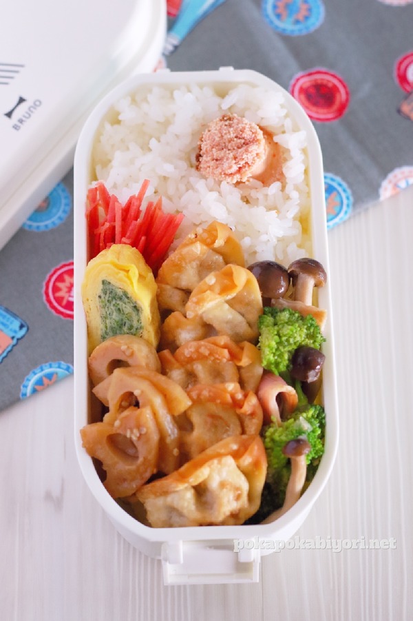 揚げ餃子とレンジ調理の焼きたらこのお弁当