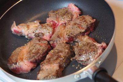 牛すね肉の和風煮込み 味噌だれ添え 圧力鍋と献立写真 ぽかぽかびより レシピ 作り方 コツ Powered By ライブドアブログ