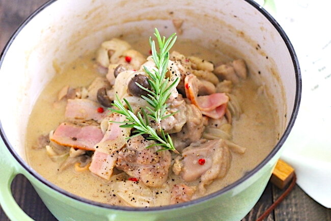 鶏肉ポルチーニクリーム煮 お店以上の美味しさ きのこクリームピザアレンジ例 ぽかぽかびより レシピ 作り方 コツ Powered By ライブドアブログ